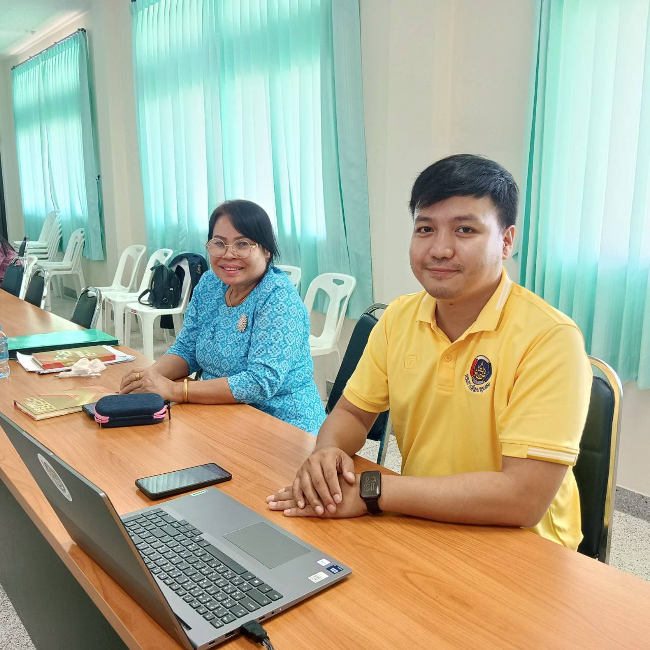 ผู้ประชุมโคกหนองนา